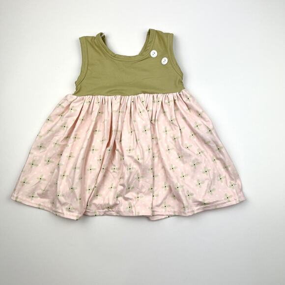 Pearls and Piggytails Dress - Picture 2 of 7